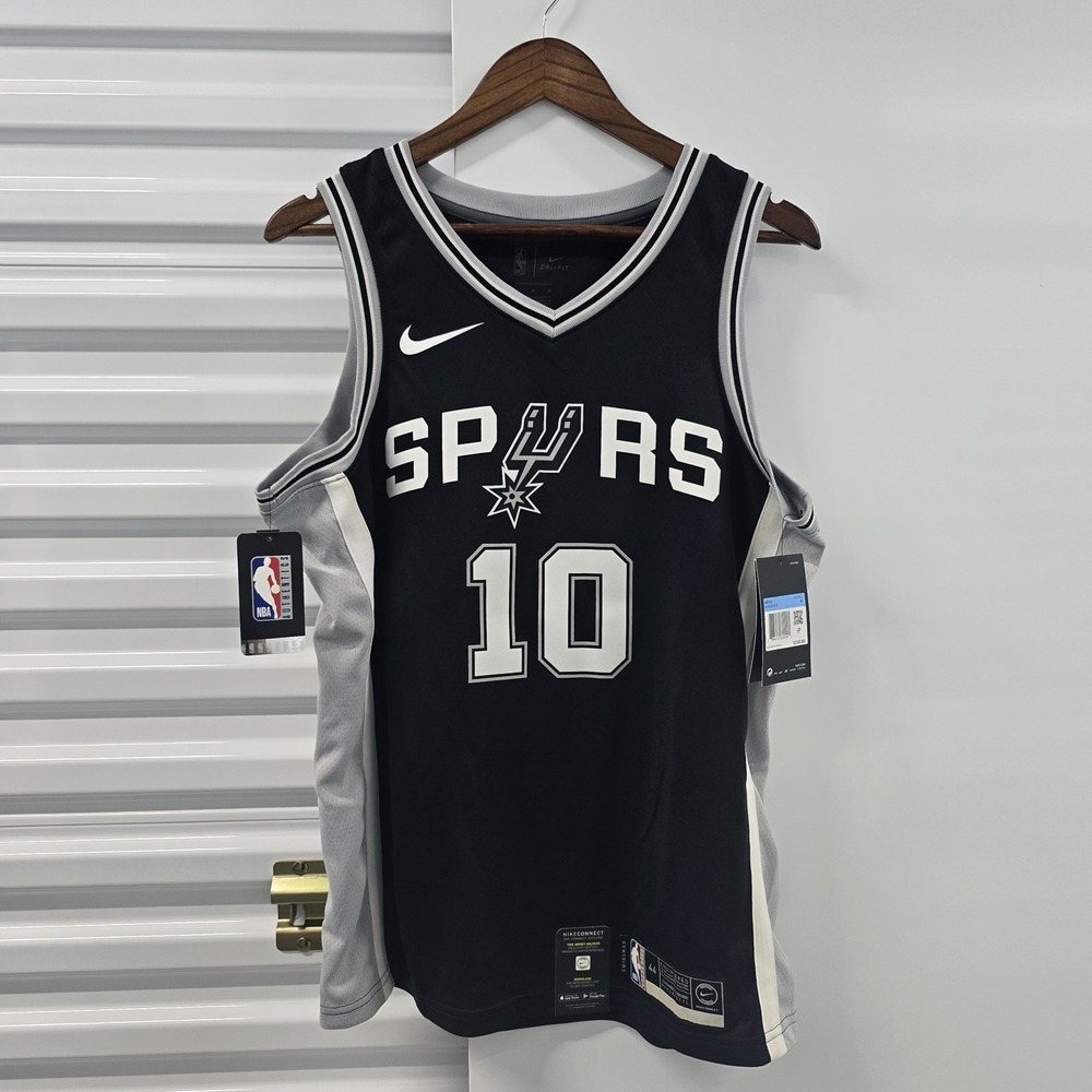 Nike DeMar DeRozan #10 San Antonio Spurs Icon Swingman Jersey M NWT